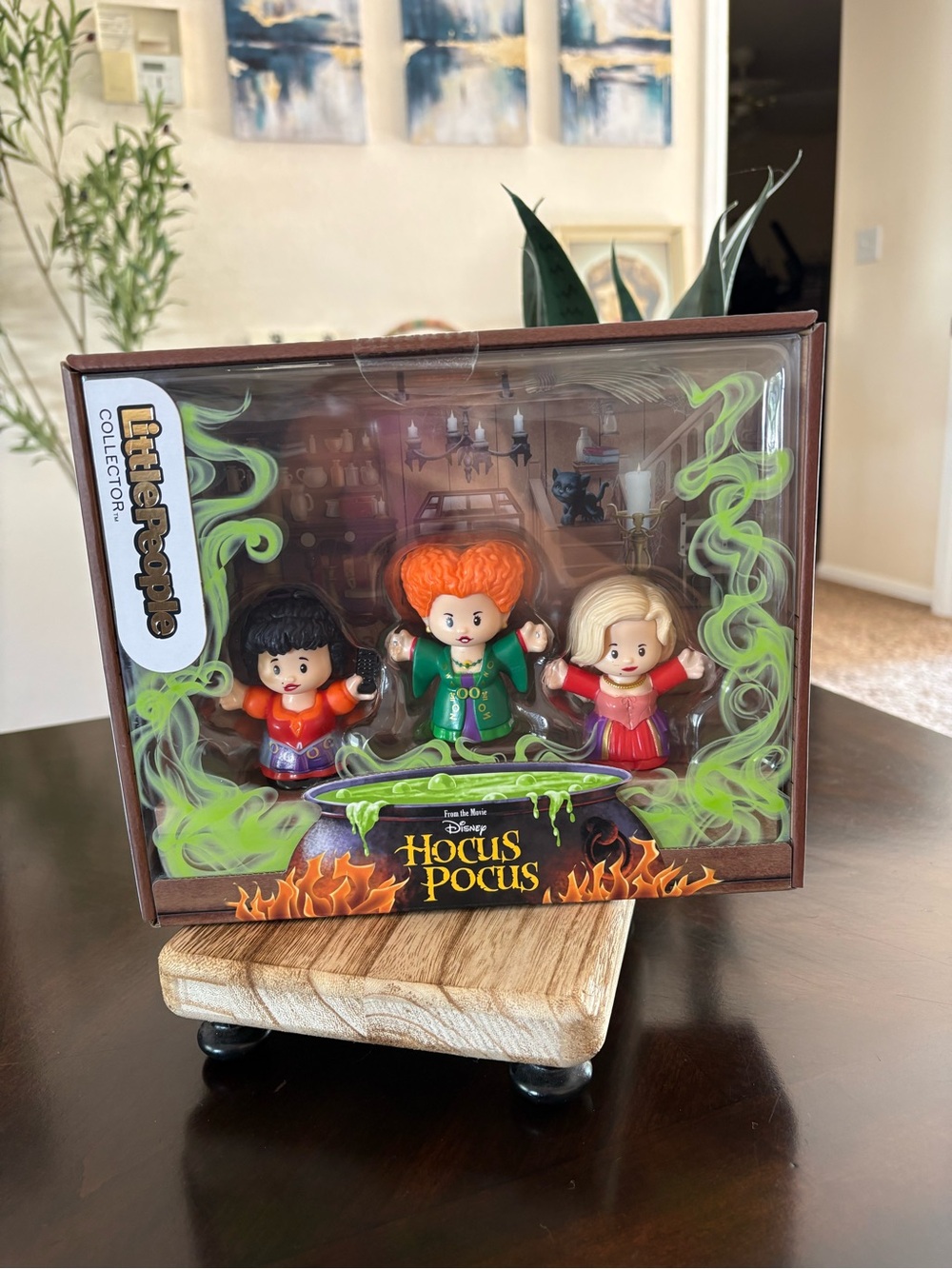 Disney Hocus Pocus Little People Collector Set – New in Box